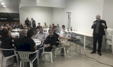 URI realiza confraternização com representantes da imprensa regional