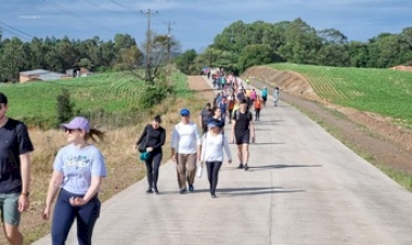 Natureza, história e hospitalidade marcam caminhada em Silveira Martins