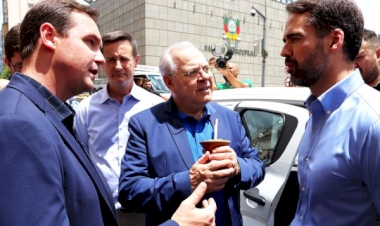 Governador entrega 70 novos veículos para Emater/RS-Ascar fortalecer assistência técnica a produtores