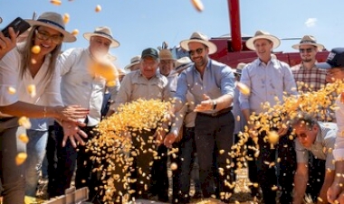 Governador participa da 12ª Abertura da Colheita do Milho em Paulo Bento