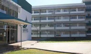 Chegou a hora de garantir uma vaga na UFFS em 2025!