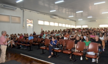 Getúlio Vargas promove 1º Encontro Pedagógico  com foco na inovação educacional