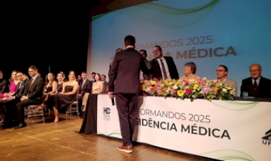 Quarenta especialistas concluem formação pelos Programas de Residência Médica UFFS/HCPF