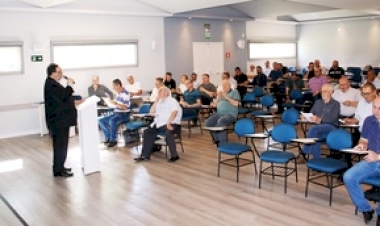 Em sua primeira Reunião do ano, Bispo, Padres e Diáconos Permanentes, estudam sobre o Tempo Litúrgico da Páscoa e a Igreja rumo à COP30