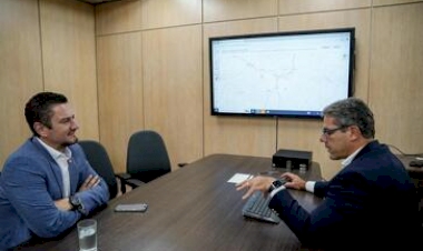 Em Brasília, Famurs trata de obra na BR-153 com DNIT