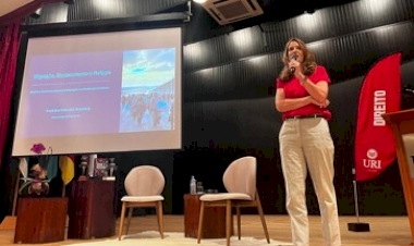 Aula inaugural do Curso de Direito da URI Erechim debate os desafios da migração e do refúgio