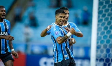 Uruguaios marcam e Grêmio vence Atlético Grau por 2 a 0