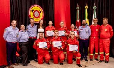 Machadinho celebra formatura da 7ª Turma de Bombeiros Voluntários