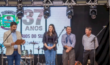 Comemorações dos 37 anos de Entre Rios do Sul - Abertura oficial contou com sorteio de vales-compras e fandango no novo CTG Recanto dos Xirús