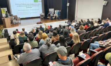Seminário Regional debate fortalecimento da agricultura familiar e comercialização de alimentos