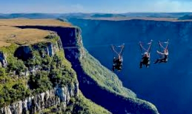 Bombeiros procuram criança de caiu no Cânion Fortaleza, em Cambará do Sul