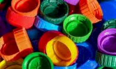 **Senac Erechim entrega tampinhas da campanha “Tampinhas da Esperança” à ADAU**