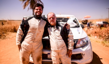 Pai e filho representarão o RS no maior rally do Brasil