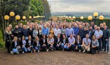 Unimed realiza encontro de quatro gerações de médicos