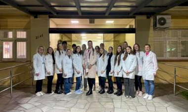 Visita técnica aproxima acadêmicos de Nutrição da URI com a realidade do cuidado ao idoso