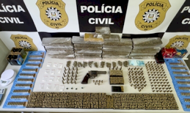 Polícia Civil apreende 18 quilos de drogas, 1.400 munições e prende dois em Erechim