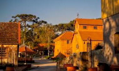 Maior parque temático da cultura italiana no Brasil é inaugurado na Serra Gaúcha