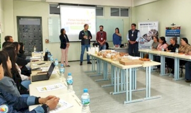 Oficina em Erechim qualifica cooperativas e agroindústrias familiares fornecedoras de panificados para o PNAE e PAA
