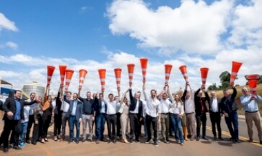 Eduardo Leite entrega pavimentação da ERS-430 entre Tapejara e Charrua