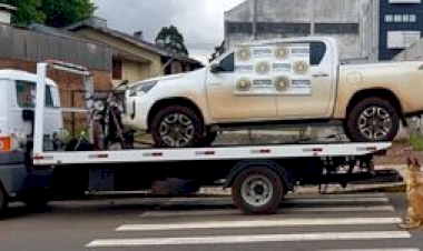 Brigada Militar prende dois homens e recupera caminhonete roubada no interior de Passo Fundo