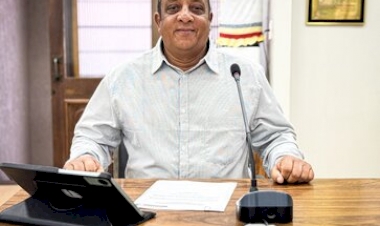 Câmara aprova pedido de instalação de postes de iluminação na praça Sergio Betto