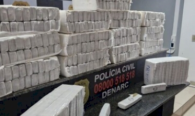 Polícia Civil, em ação conjunta com a PRF, apreende quase 300 quilos de maconha em Sarandi