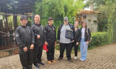 Grupo Mãos Amigas participam  de tarde de integração em Passo Fundo