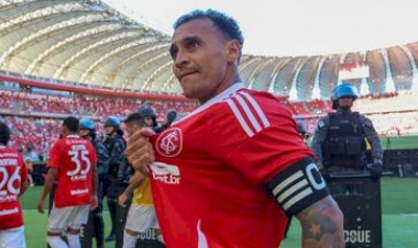 Fim do pesadelo: Inter vence o Bragantino por 3 a 1 e se mantém na Primeira Divisão do Campeonato Brasileiro