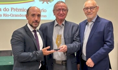 Reconhecimento: Academia Rio-Grandense de Letras premia a Casa da Memória Unimed Federação/RS