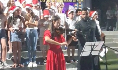 Cantata Natalina reúne comunidade em noite de fé e emoção na Paróquia Nossa Senhora da Salete, nas Três Vendas