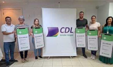 Campanha “Legal é Comprar no Comércio Local”, da CDL de Getúlio Vargas, entrega R$ 60.000,00 em prêmios