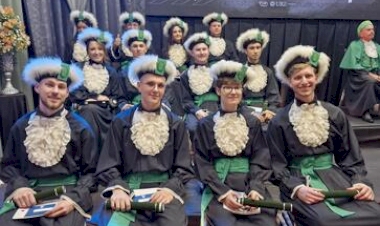 CURSO DE EDUCAÇÃO FÍSICA FORMA NOVOS BACHARÉIS