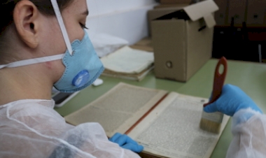 Arquivo Histórico realiza força-tarefa para recuperar acervo após danos causados por tempestade