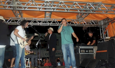 Leões Dourado se apresenta na noite desta terça-feira de Carnaval, a partir das 21 horas, na Av. Severiano de Almeida.