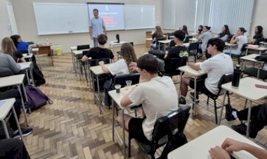 Programa URI Jovem Aprendiz promove desenvolvimento social e educacional