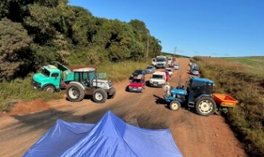 Bloqueio na ERS-483 em Entre Rios do Sul segue por tempo indeterminado