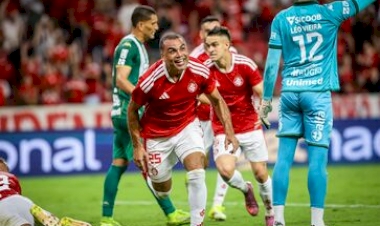 Inter bate a Chapecoense por 2 a 0 e sai da zona de rebaixamento do Brasileirão