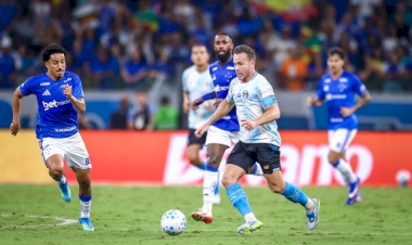 Grêmio perde para o Cruzeiro pelo placar de 2 a 0