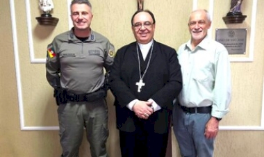 Diocese de Erexim recebe o Comando do 13º BPM em visita institucional
