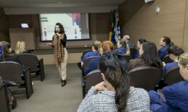 Semana da Enfermagem no Hospital de Clínicas valoriza atuação do profissional na assistência, ensino e gestão