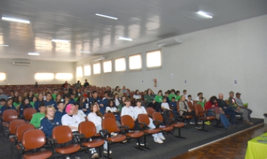Semana do Meio Ambiente reúne especialistas,  gestores e estudantes em Getúlio Vargas