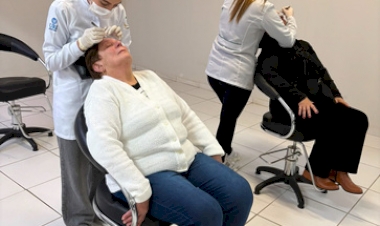 Estética e Cosmética da URI promove ação de cuidado com integrantes da Universidade Sem Limites