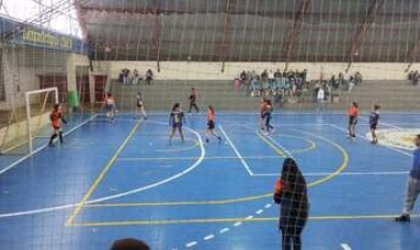 Alunos da Dom João Becker conquistam 2º lugar no futsal dos JERGS
