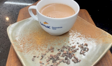 Dia Mundial do Chocolate: aprenda a preparar um chocolate quente cremoso para celebrar a data