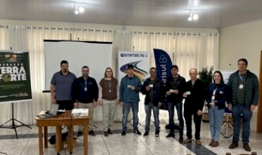 Publicidade         Região Ipiranga do Sul entrega primeiros cartões do Programa Terra Forte a agricultores contemplados