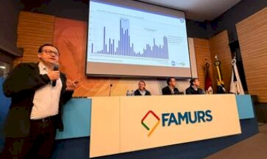 Sindilat/RS debate desafios e oportunidades da cadeia do leite no 33º Seminário dos Secretários Municipais de Agricultura