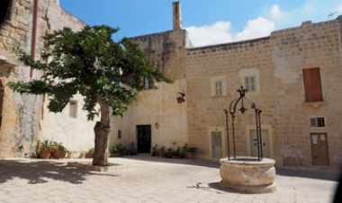 Enola Holmes em Malta