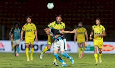 Contra o Mirassol, Grêmio perde por 2 a 1 no Brasileirão
