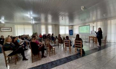 Capacitação fortalece práticas de inclusão de estudantes com TEA na rede municipal de Ipiranga do Sul