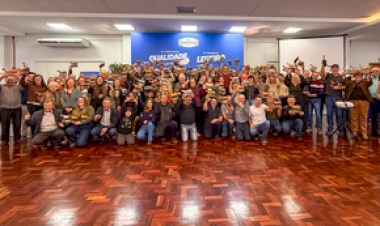 Santa Clara premia os destaques da qualidade do leite em evento que reuniu mais de 200 pessoas de 40 municípios
